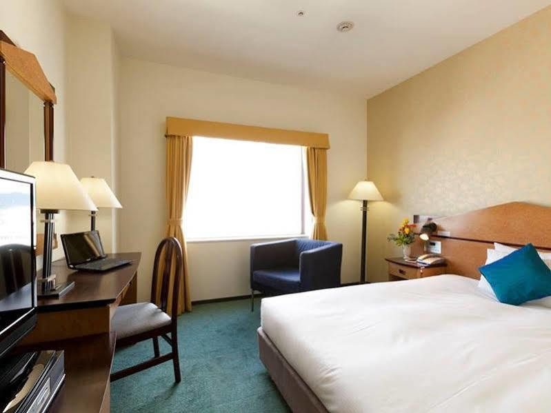 Hotel Resol גיפו מראה חיצוני תמונה